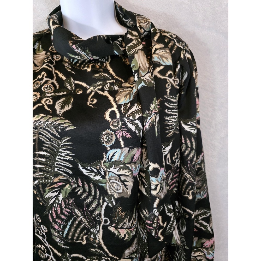 EUC Banana Republic Blouse Women Large Black Floral Tie Neck Office Contemporary - Picture 2 of 13